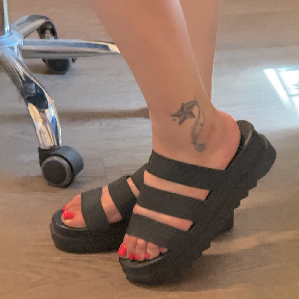 FLATFORMS💗